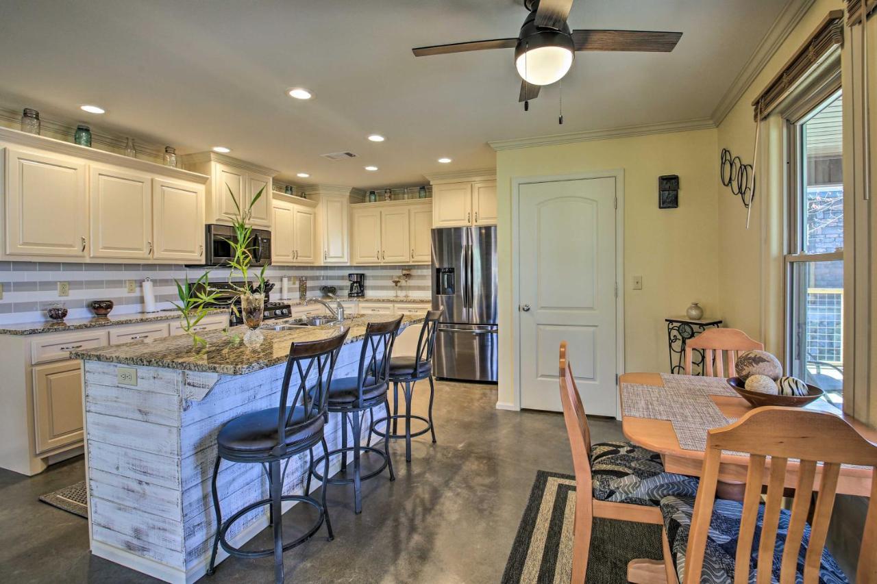 Waterfront Hot Springs Home With Kayaks And Boat Slip! Εξωτερικό φωτογραφία